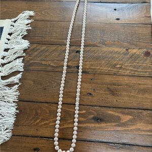 Elegant Pearl and Rhinestone Necklace Banana Republic
